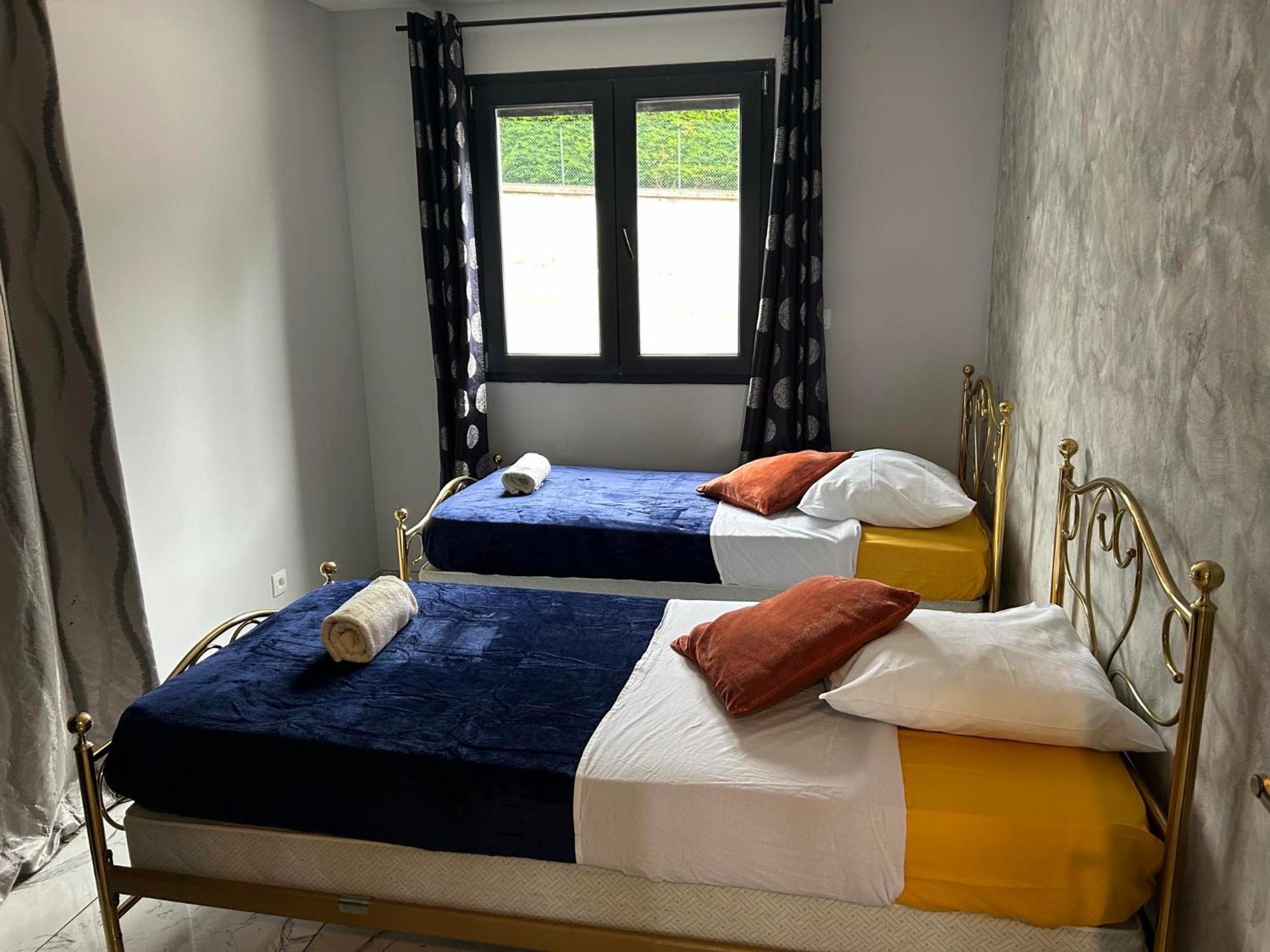 Villa Magnifique Avec Piscine Beaujolais